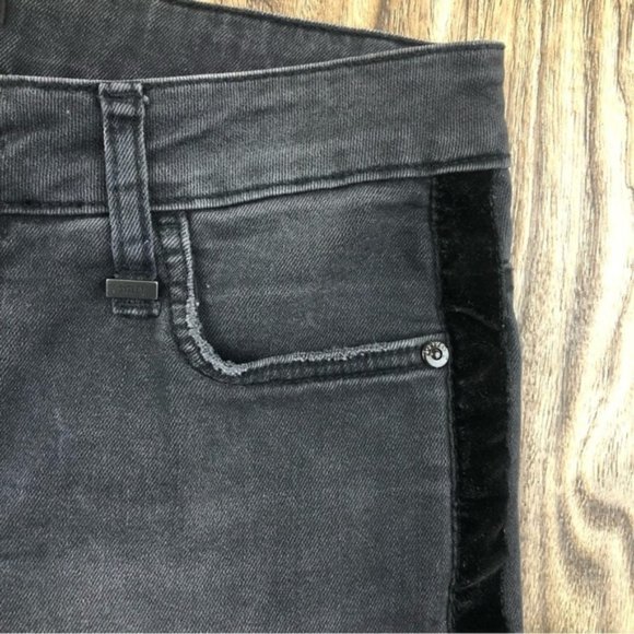 Sisley Lima Slip Carrot Fit Distressed Jeans - Picture 5 of 10